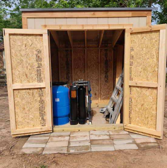 David's 6x8 lean to shed for his water well. David's 6x8 lean to shed for his water well.