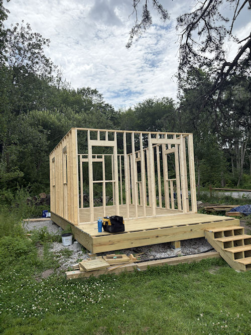 Kates walls up in place