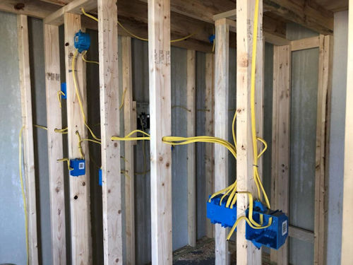 Electrical wiring in a shed house Electrical wiring in a shed house