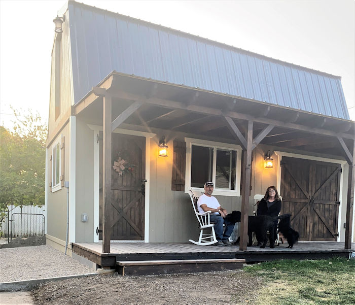A neat shed house idea - combination hobby shed and shed house.